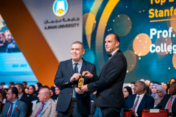 جامعة عجمان تحتفي بإنجازات منتسبيها وشركائها في حفلها السنوي لتكريم المتميزين