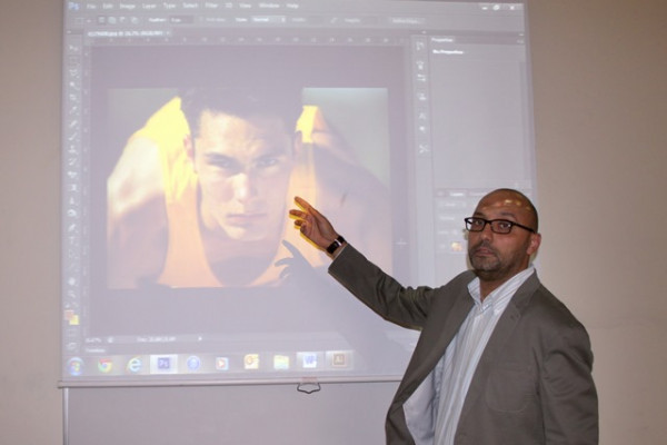 دورة في أساسيات الفوتوشوب لطلاب الجامعة