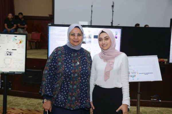 جامعة عجمان تكًرم أبنائها النابغين في البحث العلمي