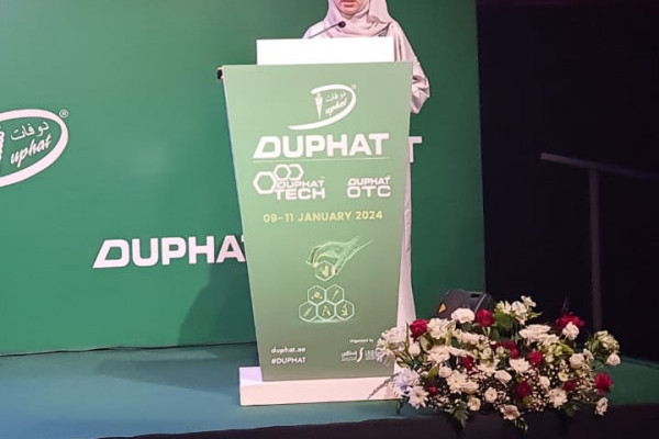 AU COLLEGE OF PHARMACY FACULTY AND STUDENTS PARTICIPATE IN THE 29TH DUBAI INTERNATIONAL PHARMACEUTICAL & TECHNOLOGIES CONFERENCE & EXHIBITION – DUPHAT