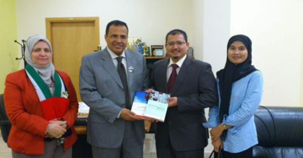 أساتذة من جامعة عجمان ينشرون كتباً في أوروبا