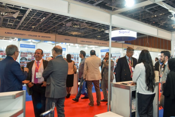 AU Master’s Students Impress Participants at AEEDC Dubai