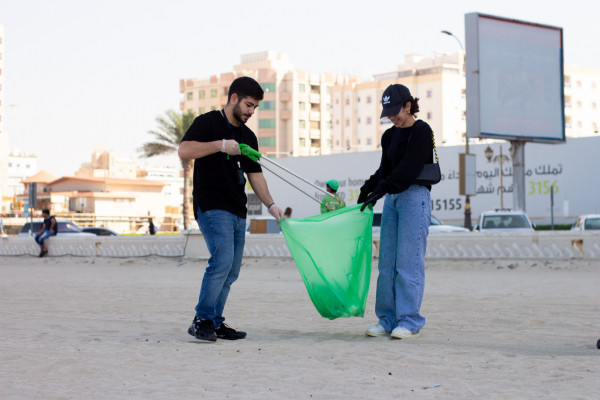 Ajman University Organizes Beach Clean Up Campaign with Ajman Municipality and BEEAH Group