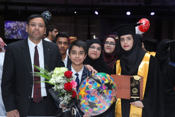 قرينة حاكم عجمان تشهد حفل تخريج 543 طالبة تحت شعار دفعة 