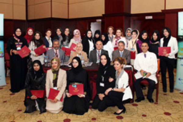 المؤتمر الطلابي السابع للبحوث في جامعة عجمان يكرّم أصحاب الأبحاث المتميزة