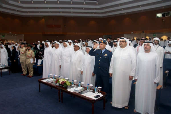 المجلس الطلابي بجامعة عجمان يشارك في ملتقى 