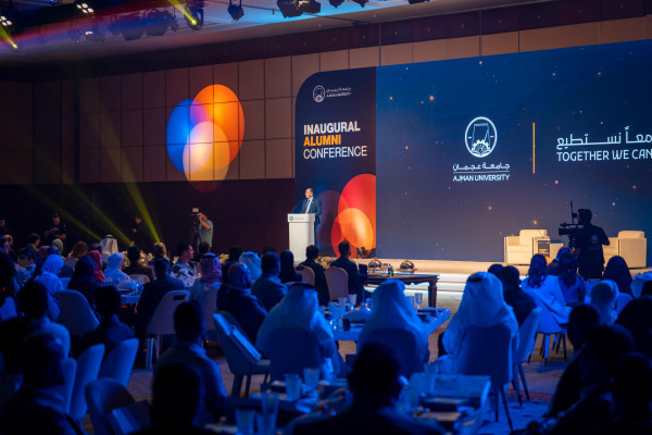 تحت رعاية سمو الشيخ عمار بن حميد النعيمي مؤتمر خريجي جامعة عجمان الأول يفتح آفاق الشراكة ويُرسّخ دور الخريجين في خدمة المجتمع