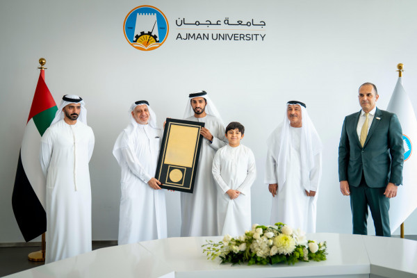 راشد بن حميد يترأس اجتماع اللجنة التنفيذية لمجلس أمناء جامعة عجمان