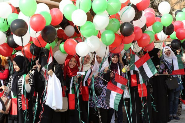 ولي عهد عجمان يشهد احتفالات جامعة عجمان باليوم الوطني الـ43