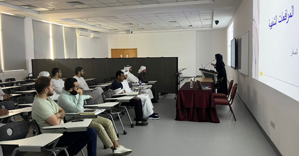 ورشة تدريبية حول فن المرافعة لطلبة كلية القانون بجامعة عجمان