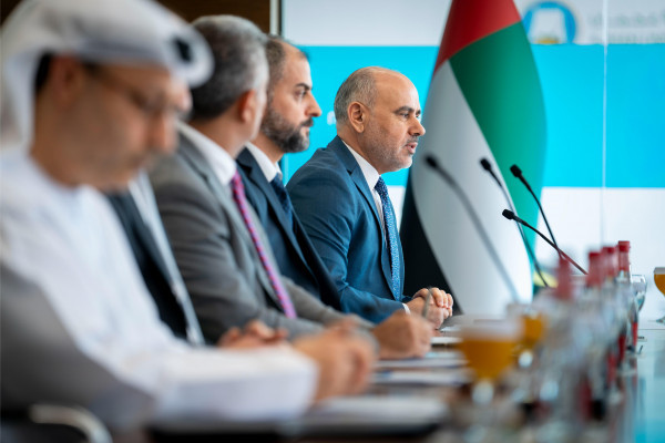 كلية القانون تعقد اجتماع المجلس الاستشاري لتعزيز التعاون مع القيادات القانونية والقضائية