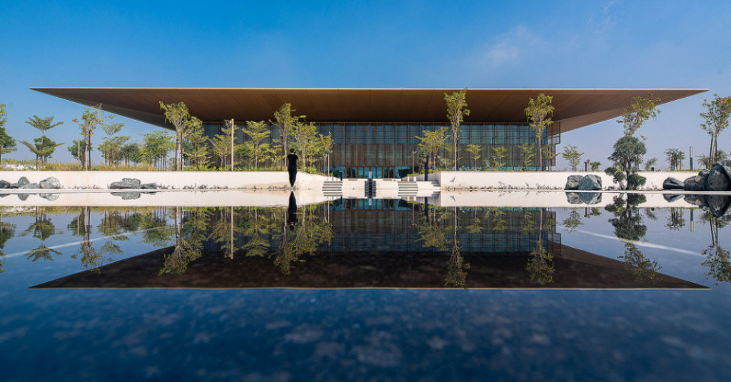 Ajman University Alumnus Wins Top Photography Award for Stunning Pictures of the House of Wisdom