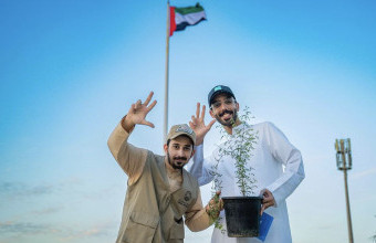 طلاب كلية القانون يقدمون مبادرة بيئية رائعة في حديقة العلم