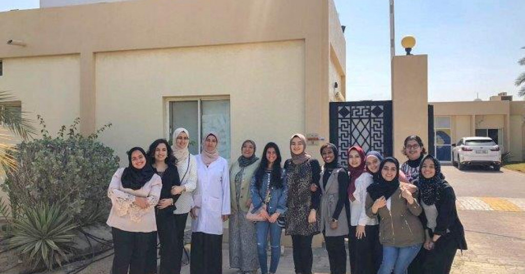 AU Pharmacy Students Visit Senior Emirati Happiness Center