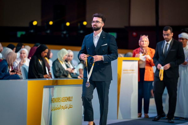 Ajman University Recognizes Excellence Across Its Academic Community and Strategic Partners at the 2024–25 Honors Assembly