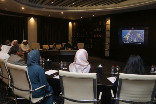 AU Delegation Visits Dubai Statistics Centre