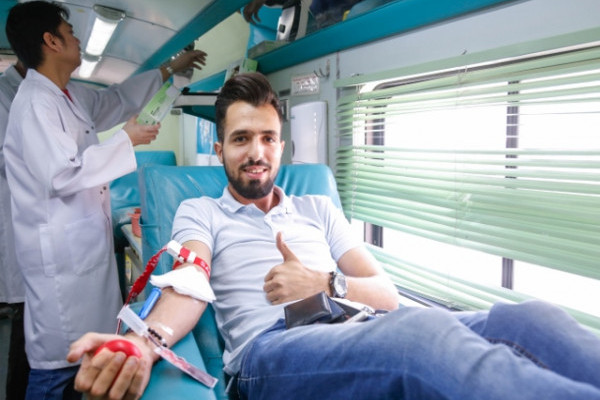 الجامعة تنظم حملة للتبرع بالدم