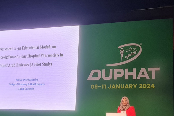 AU COLLEGE OF PHARMACY FACULTY AND STUDENTS PARTICIPATE IN THE 29TH DUBAI INTERNATIONAL PHARMACEUTICAL & TECHNOLOGIES CONFERENCE & EXHIBITION – DUPHAT