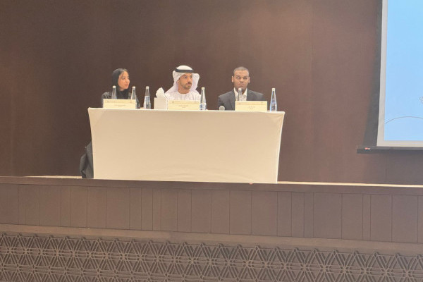 طلبة القانون يشاركون في مسابقة المحكمة الصورية بأبوظبي