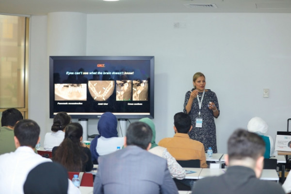 Dentistry College Alumna Undertakes Workshop on CBCT