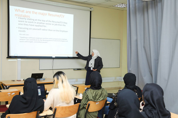 College of IT Organizes CV Workshop for IT Students