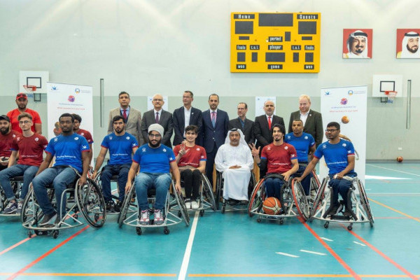 جامعة عجمان تستضيف مباراة كرة سلة لأصحاب الهمم