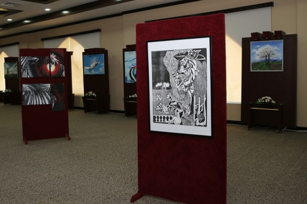 Fine Arts Showcase talent at Arabian Gulf Art Exhibition