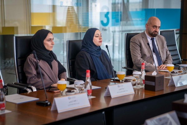 كلية القانون بجامعة عجمان ووزارة الأسرة تبحثان آفاق التعاون لإطلاق برنامج ماجستير 