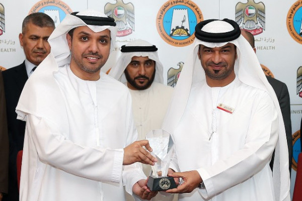 جامعة عجمان توقع اتفاقيات تعاون مع مؤسسات طبية في الإمارة