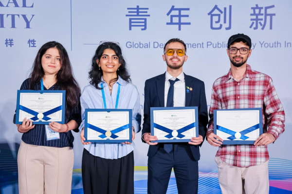 Student Kasvi Raheja Wins Excellence Award at the Global Development Public Policy Youth Innovation Contest