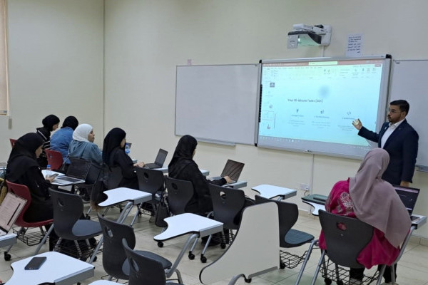 The College of Business Administration Hosts a Workshop on Generative AI and Career Readiness