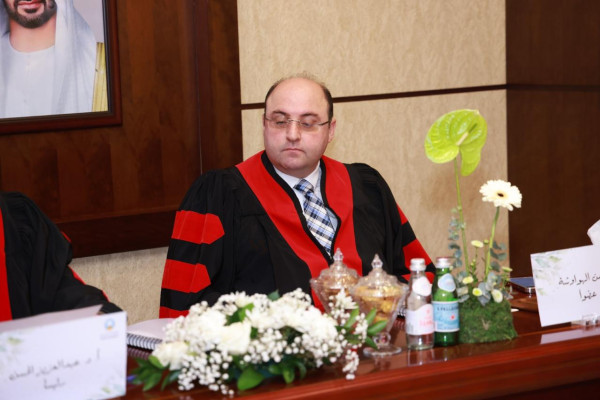 الطالبة فاطمة جمعة راشد الكعبي تناقش أطروحتها حول طرق الطعن في أحكام المحكمة الجنائية الدولية