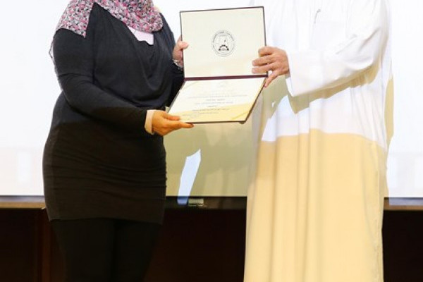 معالي الشيخ الدكتور ماجد النعيمي يشهد المهرجان الأول للأغنية الوطنية المصورة في الجامعة