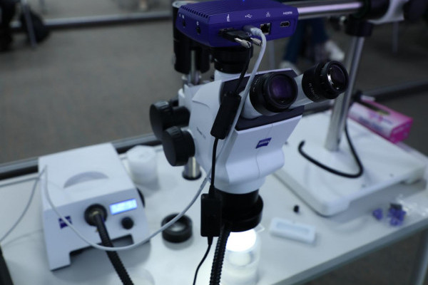 The College of Dentistry Hosts Event to Showcase Cutting-Edge Dental Technology by Zeiss