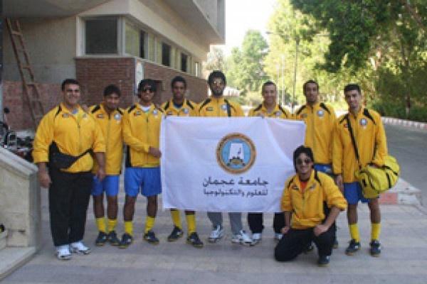 فريق جامعة عجمان يختتم مشاركته في مصر