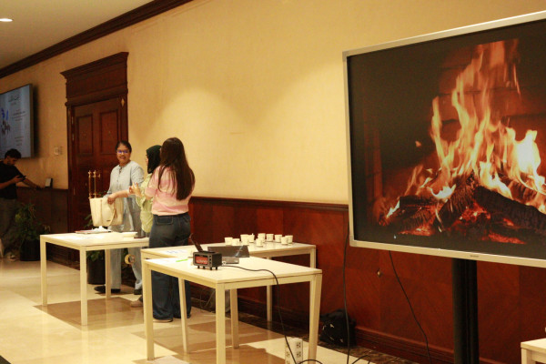 MedXplorer Journal Club and the Office of Students Housing Organize the Winter Fest – Exploring Survey Research _4