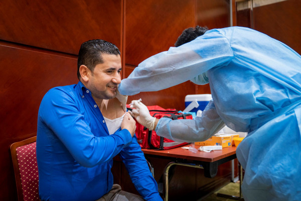 جامعة عجمان تنظم حملة تطعيم للوقاية من الإنفلونزا الموسمية