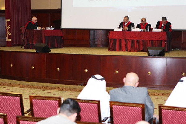 باحث في التأمين ضد الغير يحصل على الماجستير بامتياز في جامعة عجمان