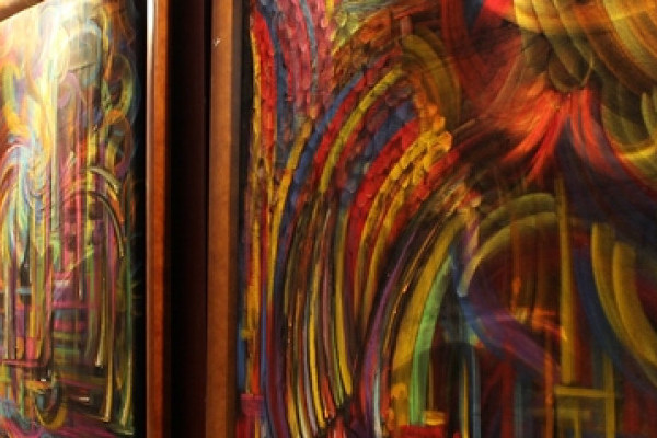 مركز الفنون الجميلة في جامعة عجمان يستعرض أعمال الطلبة