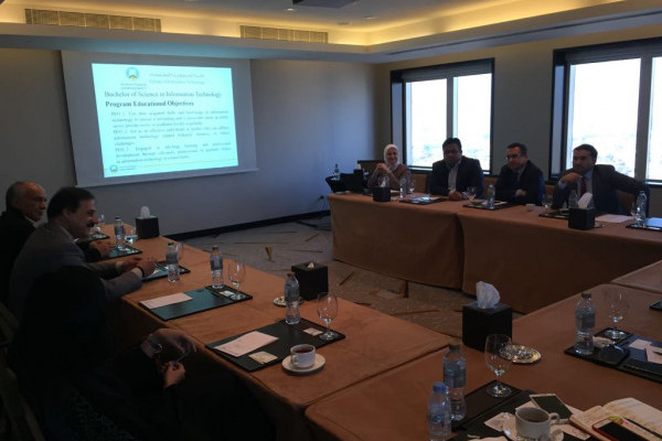 College Advisory Board