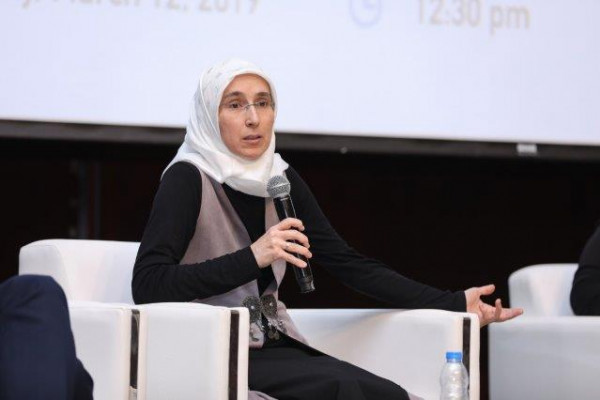 مناظرة حول الانفتاح على التكنولوجيا المعاصرة في جامعة عجمان