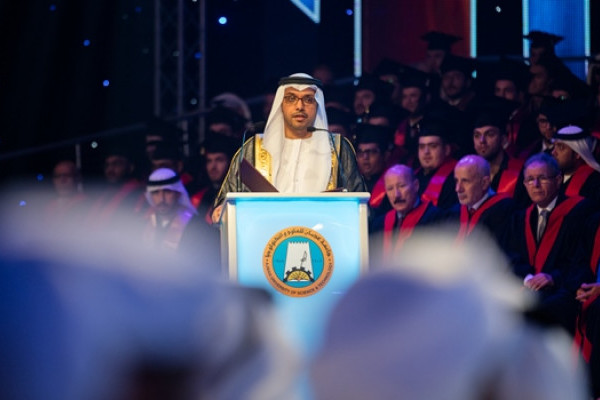 حاكم عجمان يشهد حفل تخريج الدفعة الـ 24 من جامعة عجمان تحت شعار 