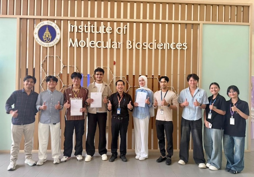 Ajman University Medical Students Gain Global Clinical Elective and Research Experience