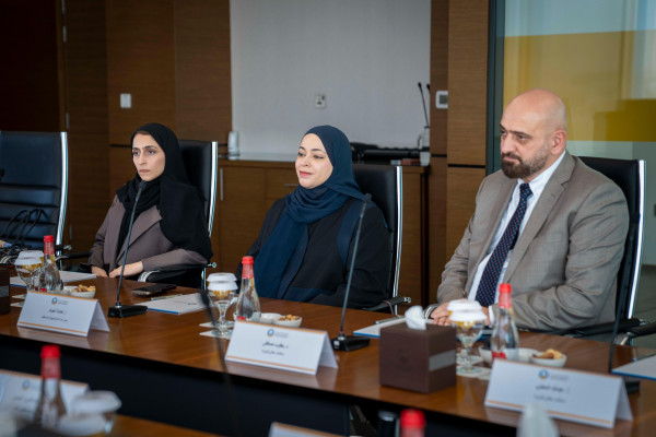 كلية القانون بجامعة عجمان ووزارة الأسرة تبحثان آفاق التعاون لإطلاق برنامج ماجستير 