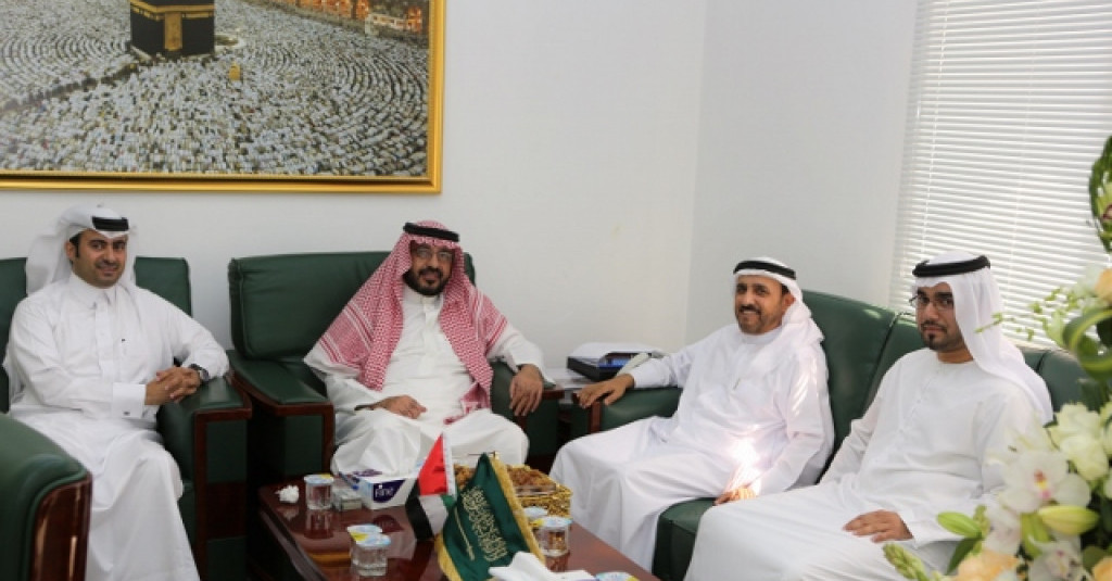 حاكم عجمان يمنح خمسة مقاعد دراسية للطلبة السعوديين في الجامعة