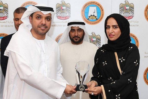 جامعة عجمان توقع اتفاقيات تعاون مع مؤسسات طبية في الإمارة