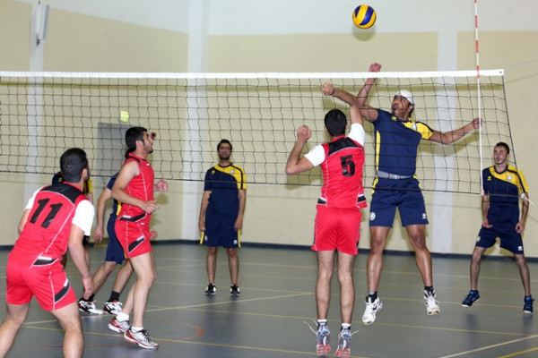 إنجازات رياضية للفرق الطلابية في جامعة عجمان