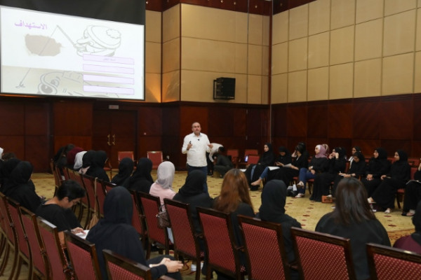 Academic Counseling Unit Holds Personal Development Lectures
