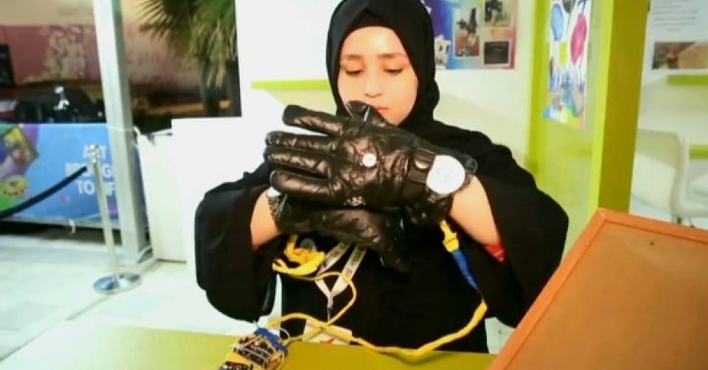 Compassionate Innovation: Ajman University Student Builds ‘Spoken Gloves’ to Aid Hearing and Speech Impaired