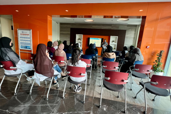 Join the Hostel Creative Team!